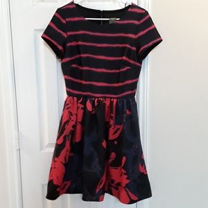 Like new, Taylor Dress